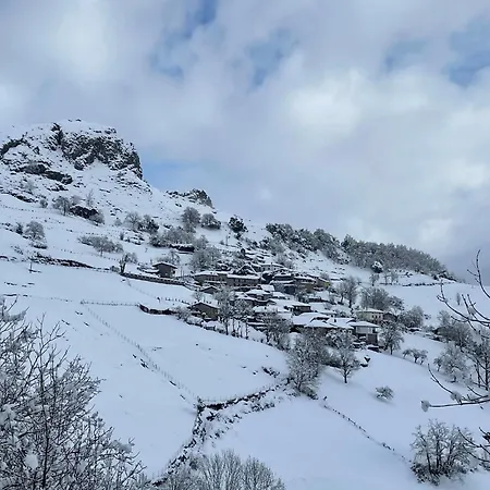 Vakantiehuis Aire De Picos Sur Brez
