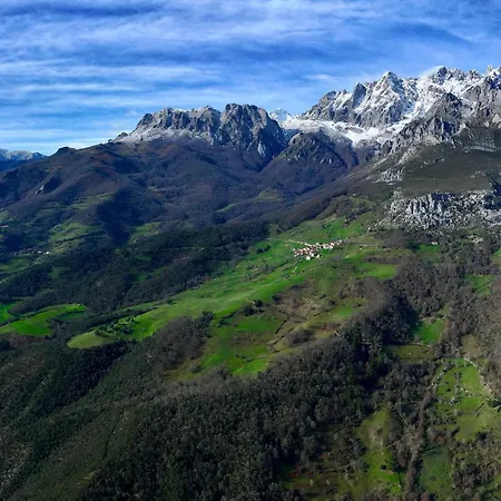 Aire De Picos Sur *