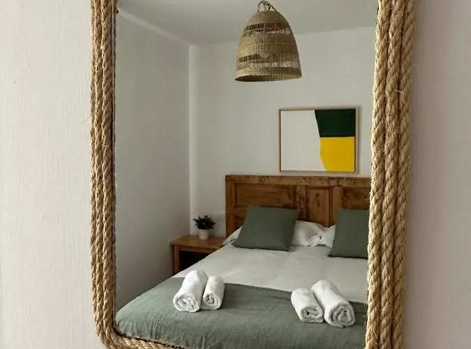 Aire De Picos Sur Brez